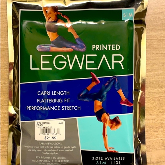 NWT Capri Length Leggings. - Picture 2 of 3